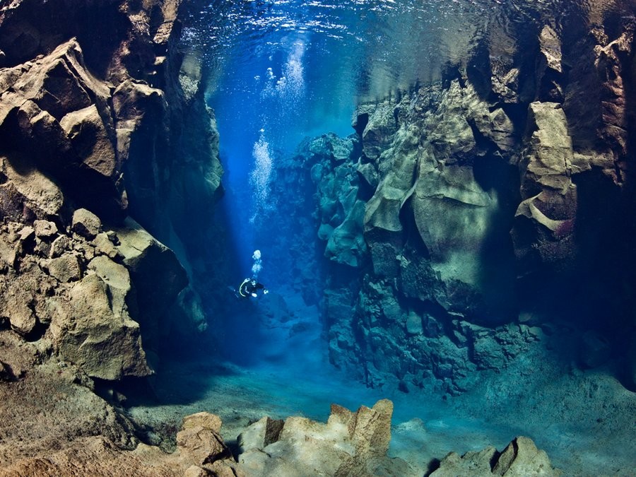 1. Pingvallavatn Lake in Iceland