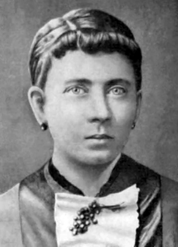 8. Kiera Hitler, Adolph's mother