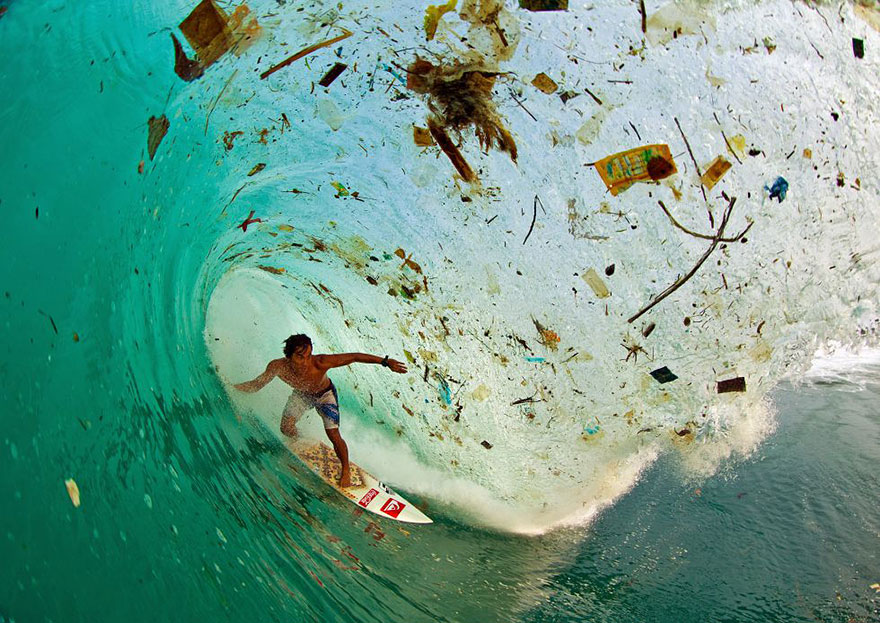 17. Surfing on a wave full of trash in Java